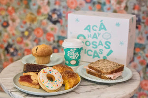 Desayuno con Cosas Ricas para UNO